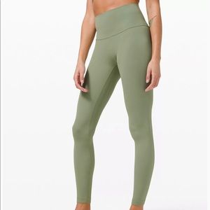 Lulu lemon Willow Green Wunder Train Leggings